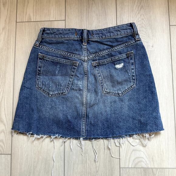 Free People We the Free distressed ripped raw hem button fly denim skirt 25 - Picture 3 of 4